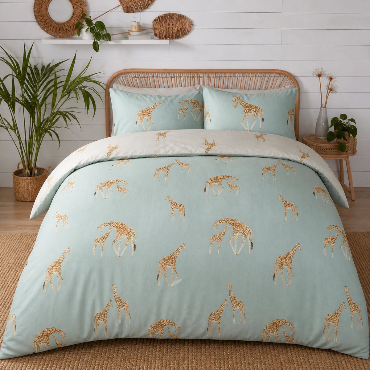 Milo Giraffe Reversible Polycotton Duvet Cover Bedding Set - Duck Egg