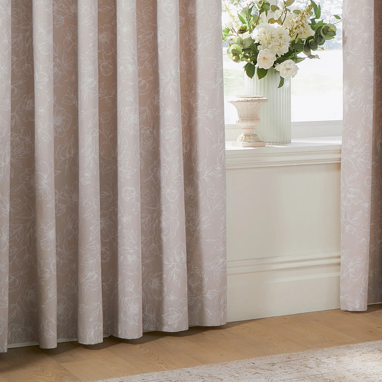 Nature Bella Floral Lined Eyelet Curtains Natural - image 4