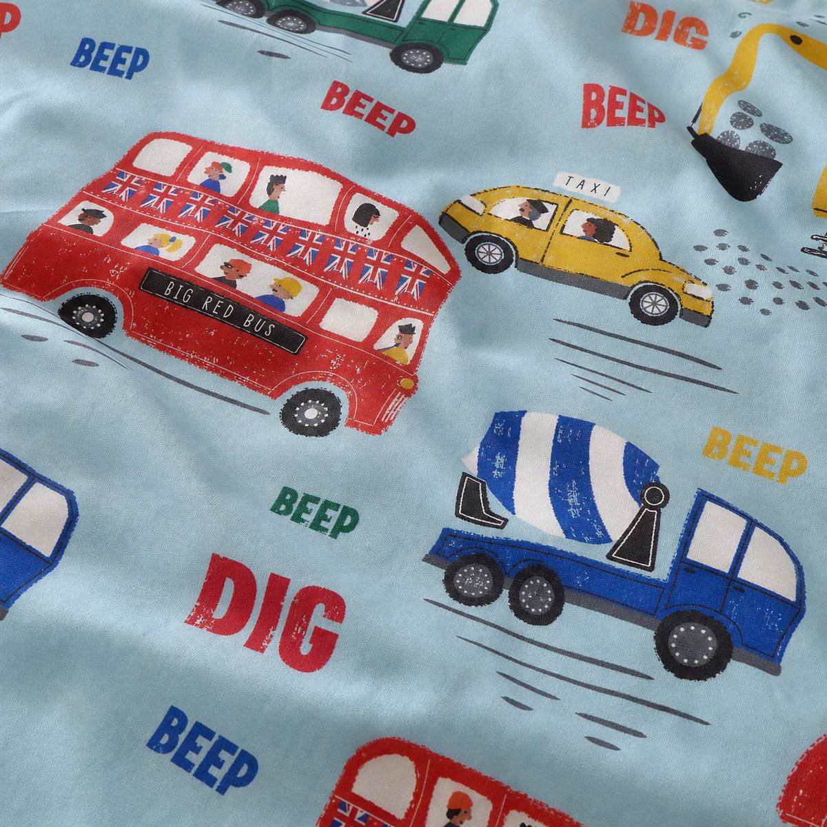 Macro close-up of the duvet cover fabric on the On the Move Kids Transport Duvet Cover Set