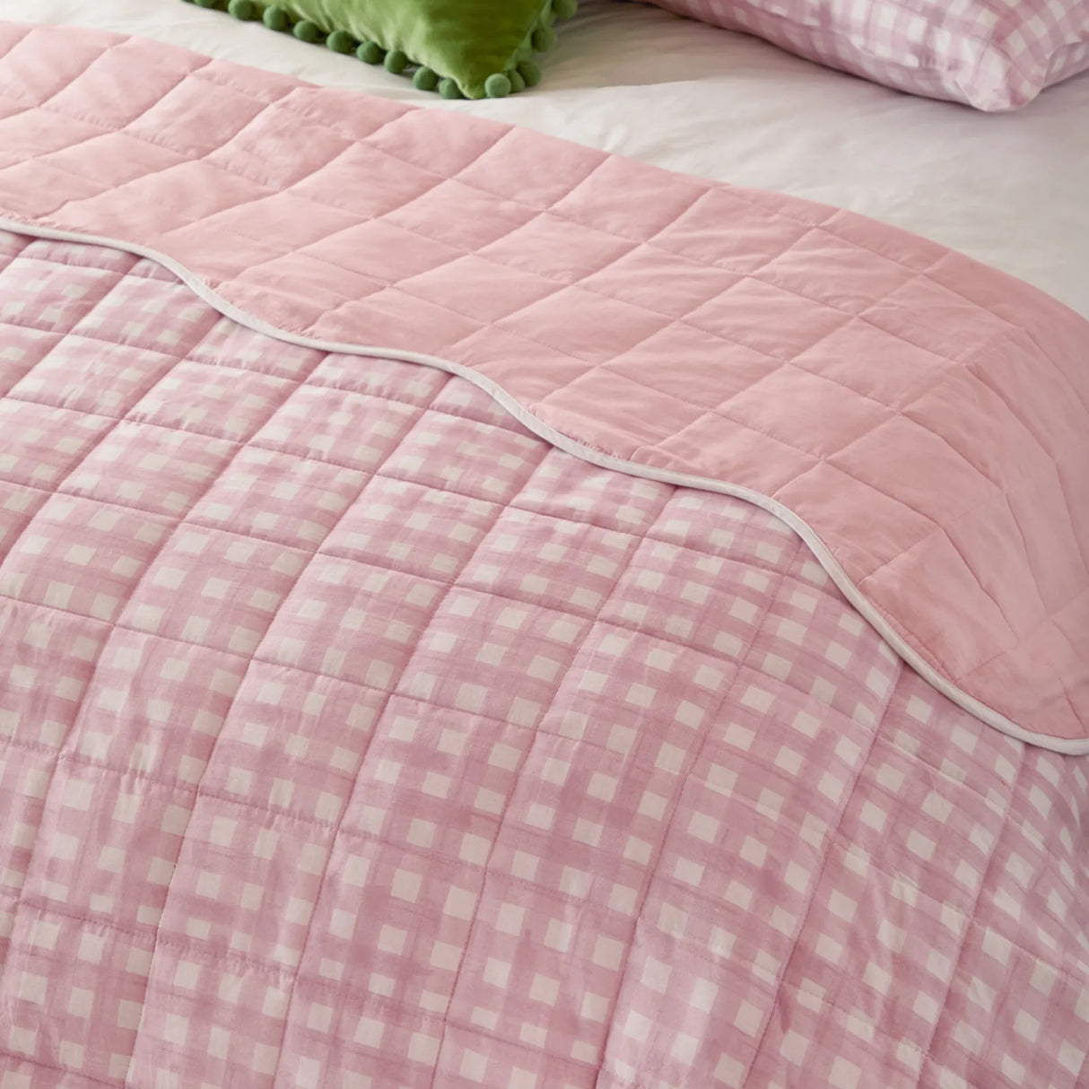 Scallop Quilted Bedspread Pink - image 6