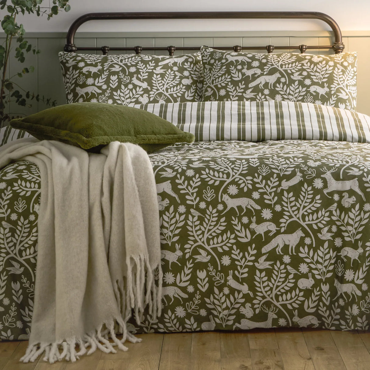 Skandi Woodland 100% Brushed Cotton Duvet Cover Set Thyme Green - image 5