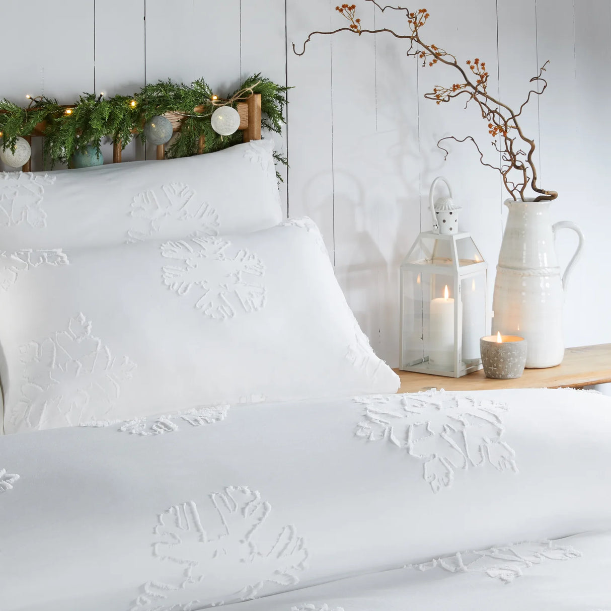 Snow Crystal Tufted Soft Touch Duvet Cover Set White - image 3