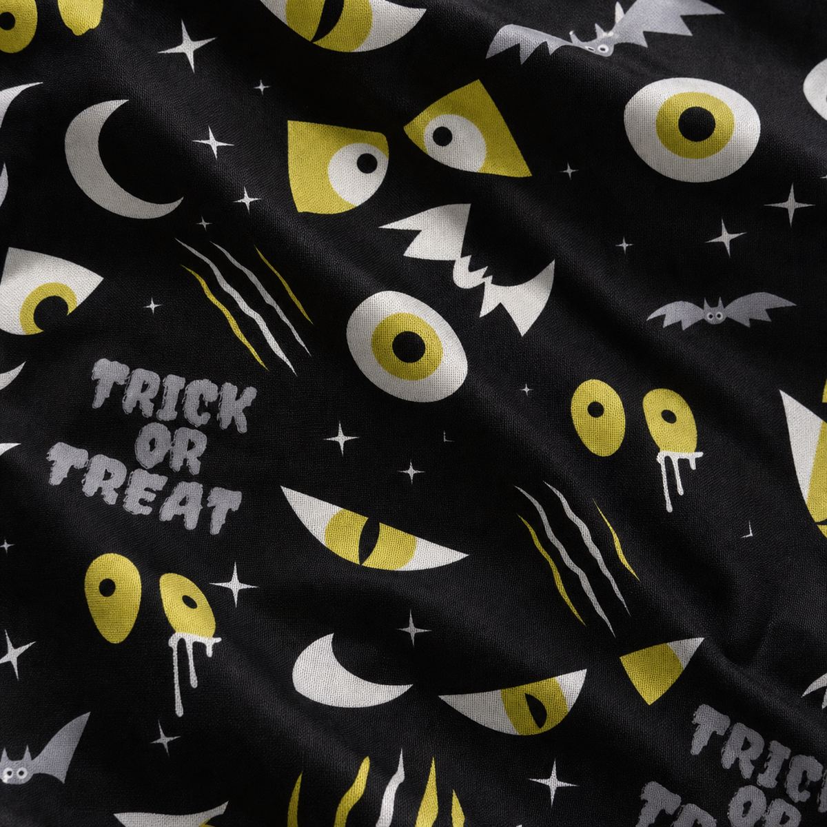 Macro close-up of the polycotton fabric on the Trick or Treat Halloween Polycotton Duvet Cover Set