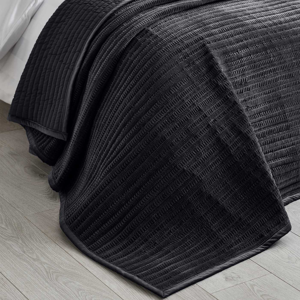 Catherine Lansfield Velvet Pinsonic Quilted 220x220cm Bedspread Black