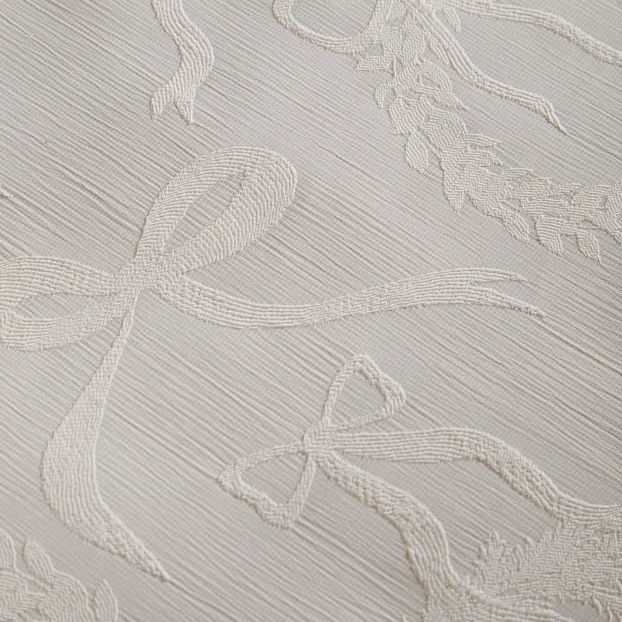 Winter Wreath Jacquard Duvet Cover Set image 3