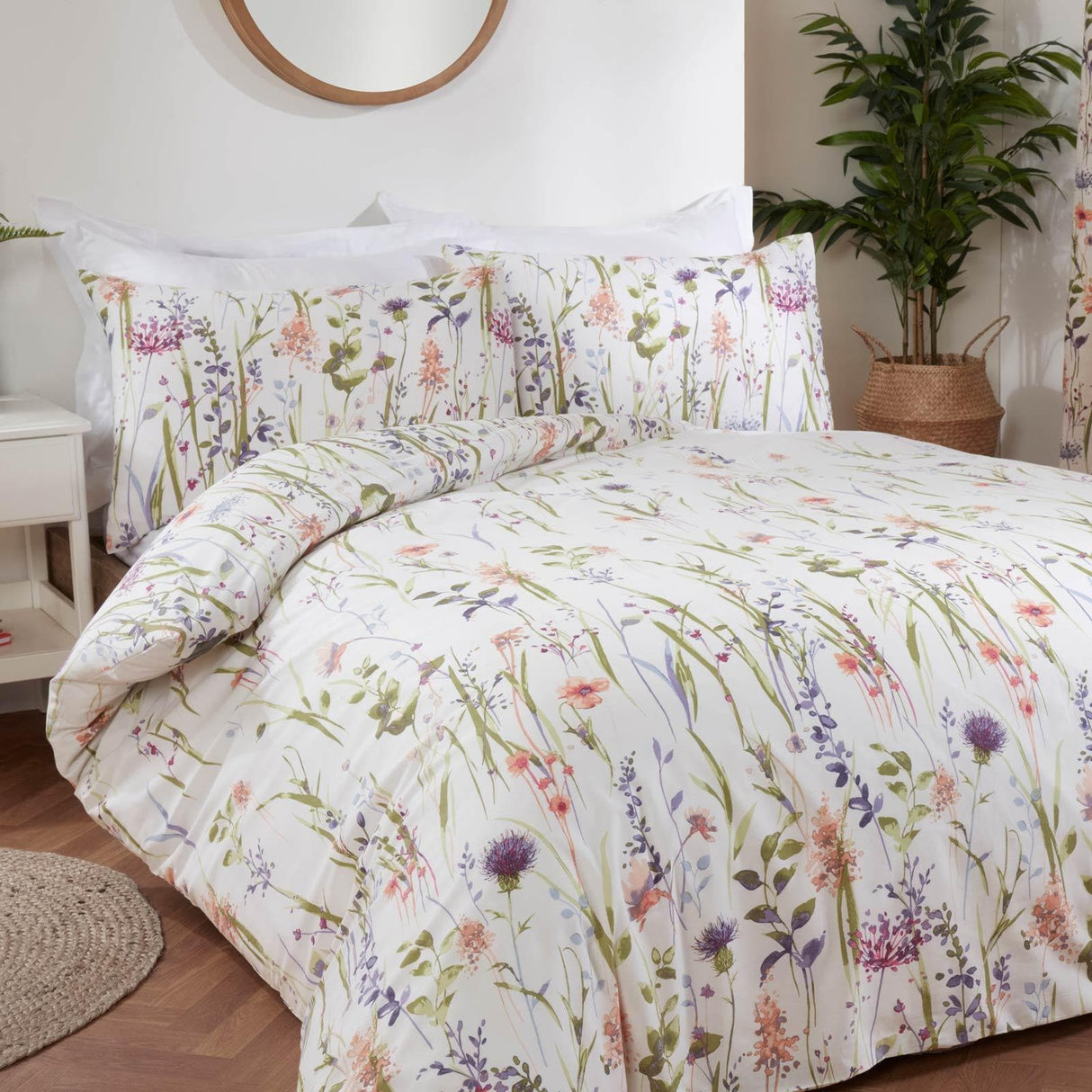 Hampshire Country Floral Multi Duvet Cover Set Duvet Cover Sundour