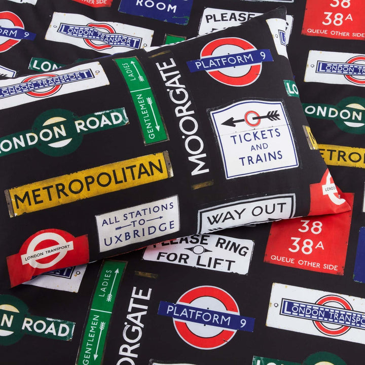 London Underground Signs Reversible Duvet Cover Set - Ideal