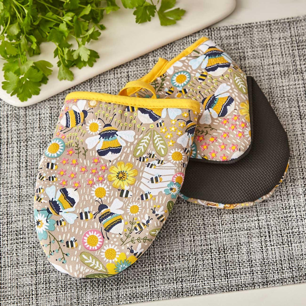 Bee Keeper Neoprene Micro Mitts Pair Oven Gloves Ulster Weavers