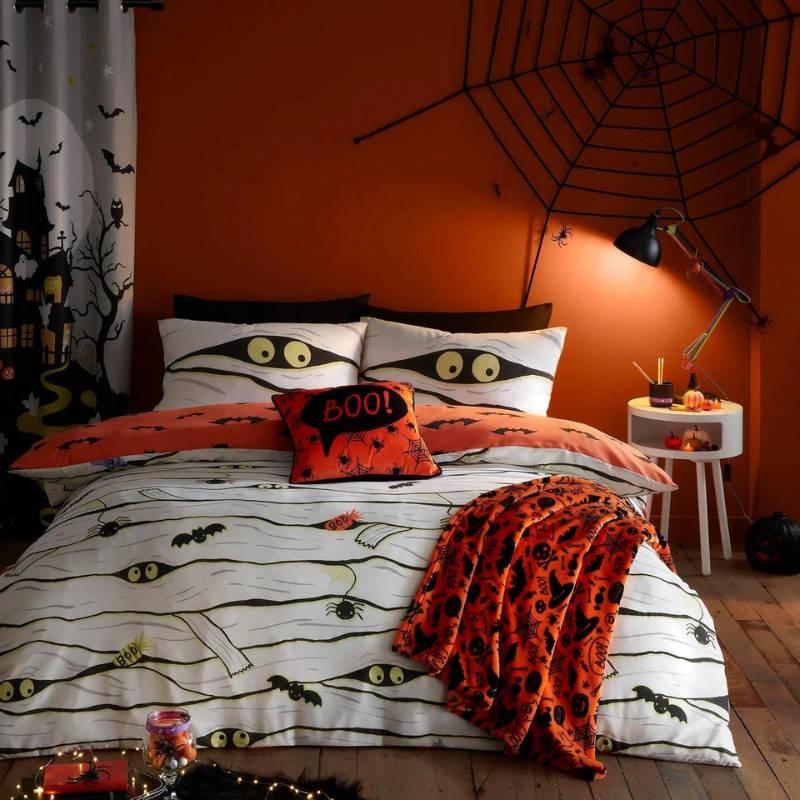 Boo!-tify Your Home with These Halloween Bedding