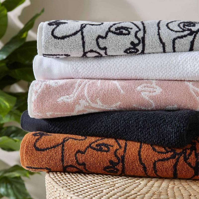 Step into Softness: Towels That Transform Your Bathing Rituals