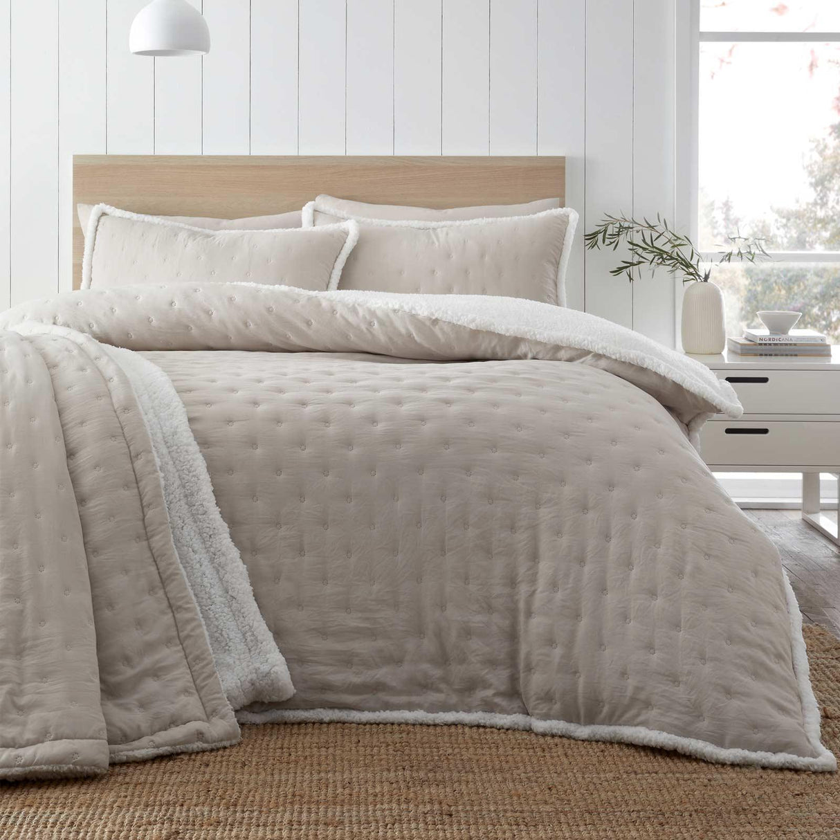 Cosy Nori Sherpa Duvet Cover Set by Catherine Lansfield