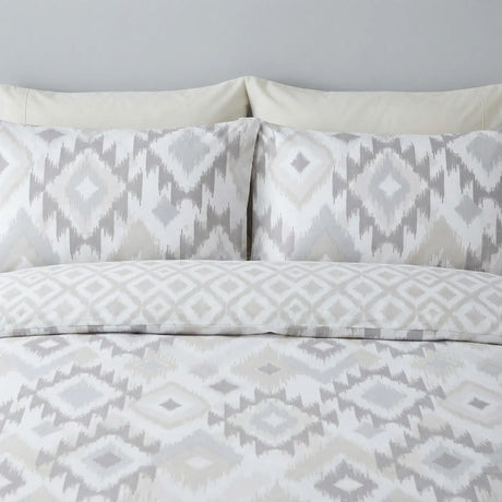 Ikat Reversible Duvet Cover Set 4