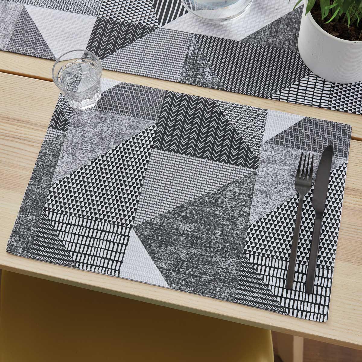 Catherine Lansfield Larsson Geo Geometric Grey Placemat 2 Pack