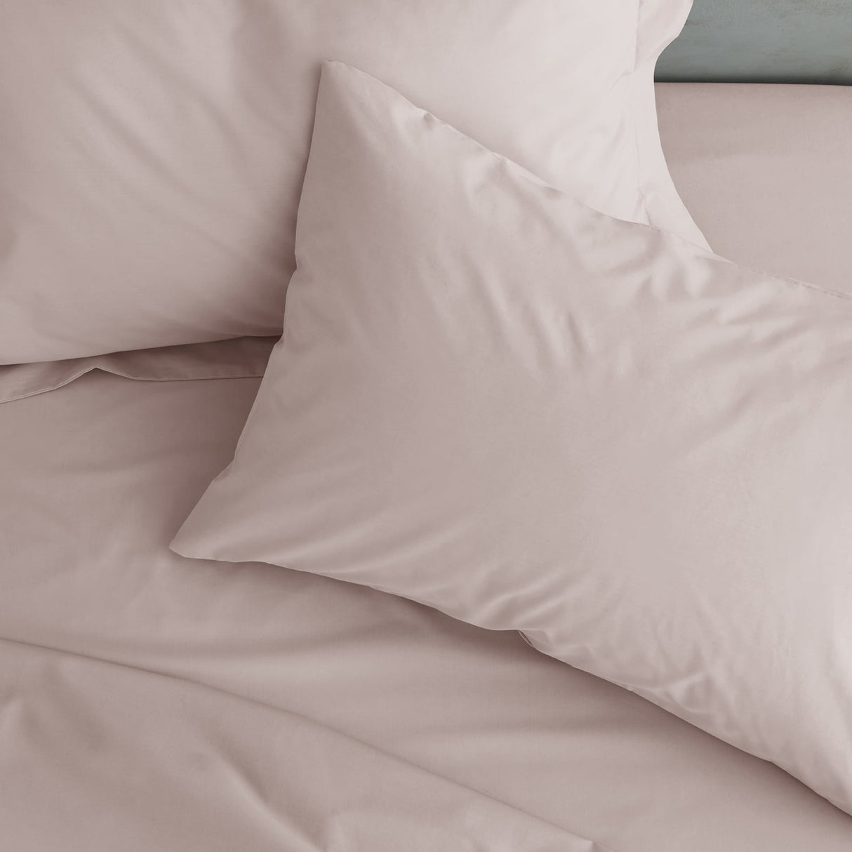 Catherine Lansfield Easy Iron Percale 25cm Deep Blush Fitted Sheet - Easy Iron Percale Blush