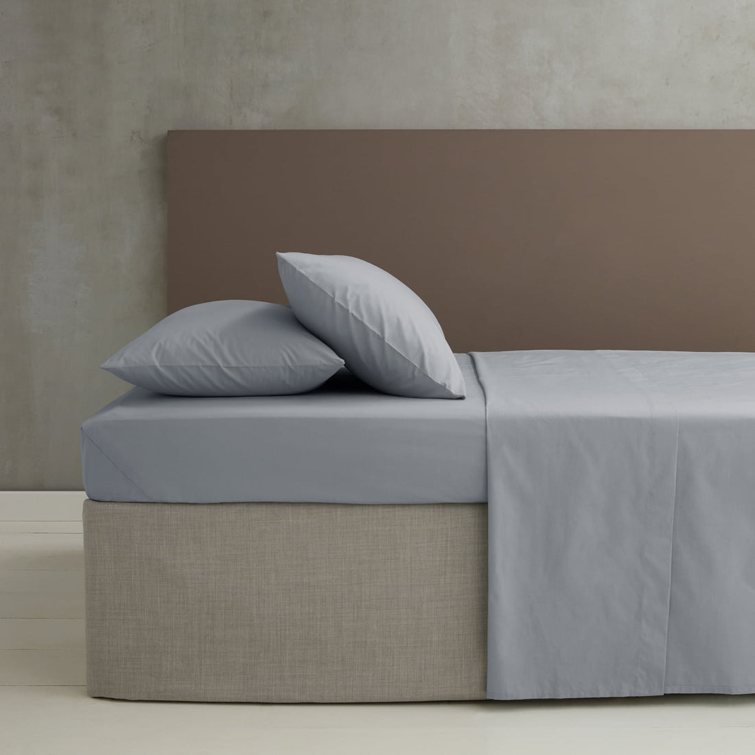 Catherine Lansfield Easy Iron Percale 35cm Deep Grey Fitted Sheet