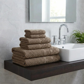Versailles Jacquard 500gsm Cotton Towels - Mushroom Latte