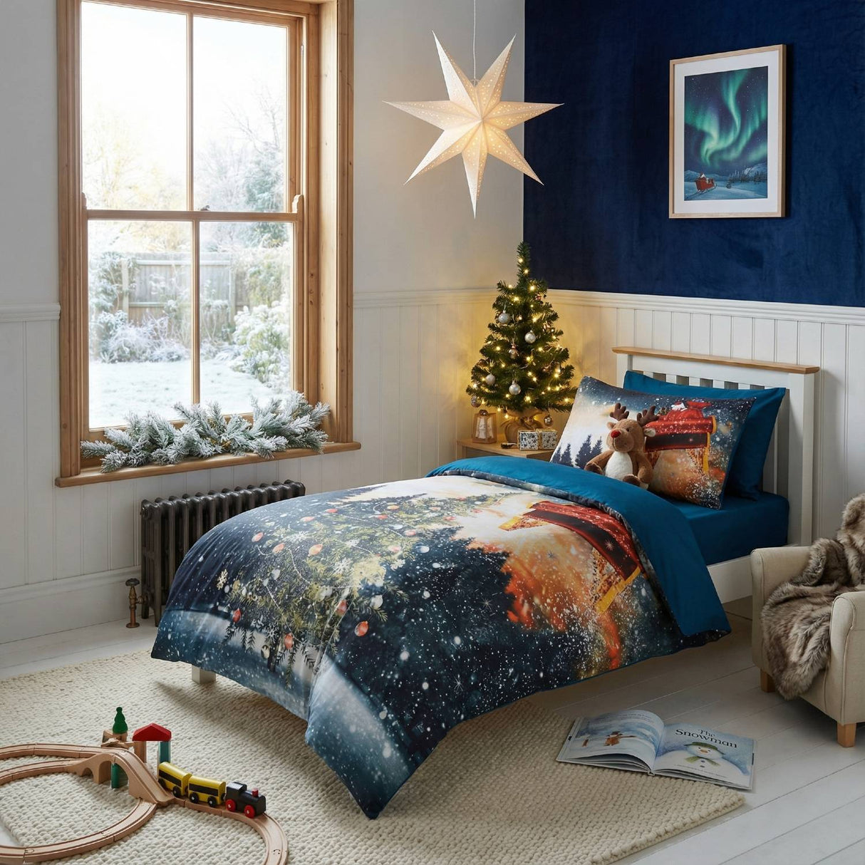 Northern Lights Duvet Cover Set by Rapport Home