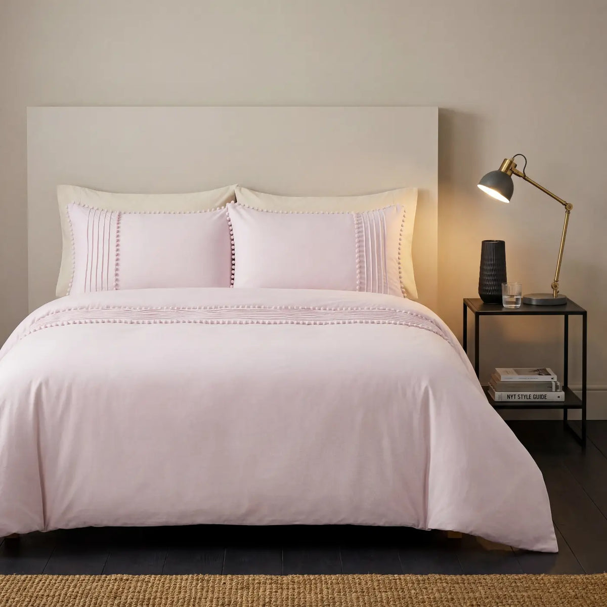 Pom Poms Duvet Cover Set 1