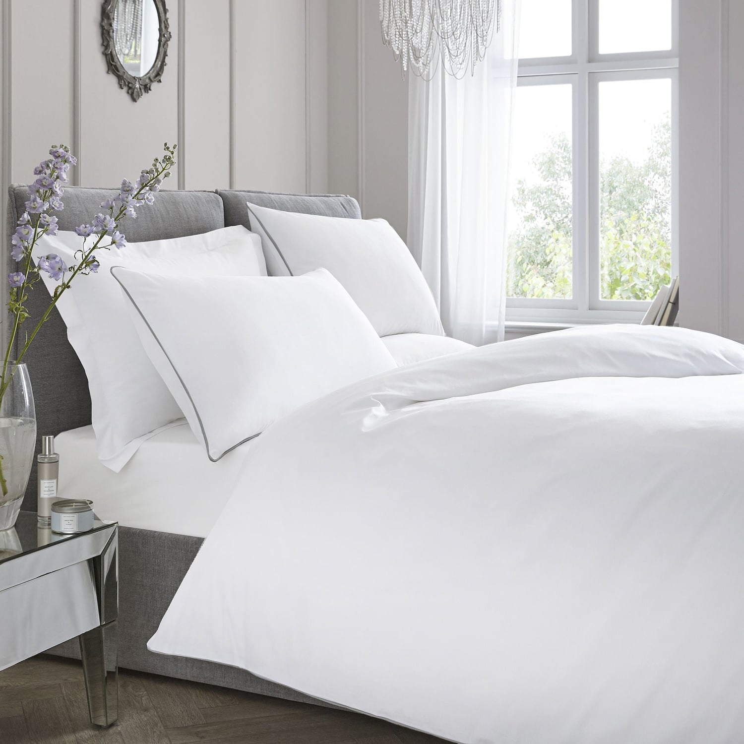 200 Thread Count 100% Cotton Duvet Cover Set - White with Silver Piping