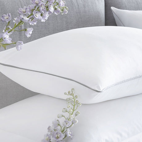 200 Thread Count 100% Cotton Duvet Cover Set - White with Silver Piping - 200 Thread Count Plain Dye Duvet Cover Set In White With Silver Piping 2