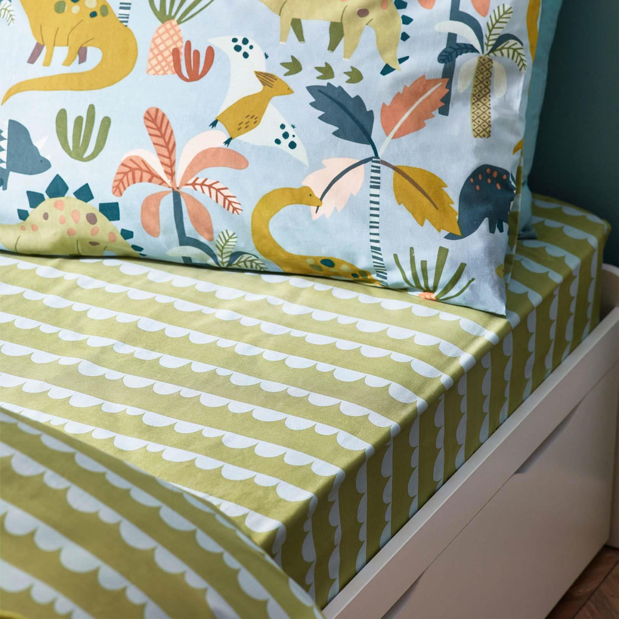 Little Dinos Scandi Fitted Sheet by little furn.
