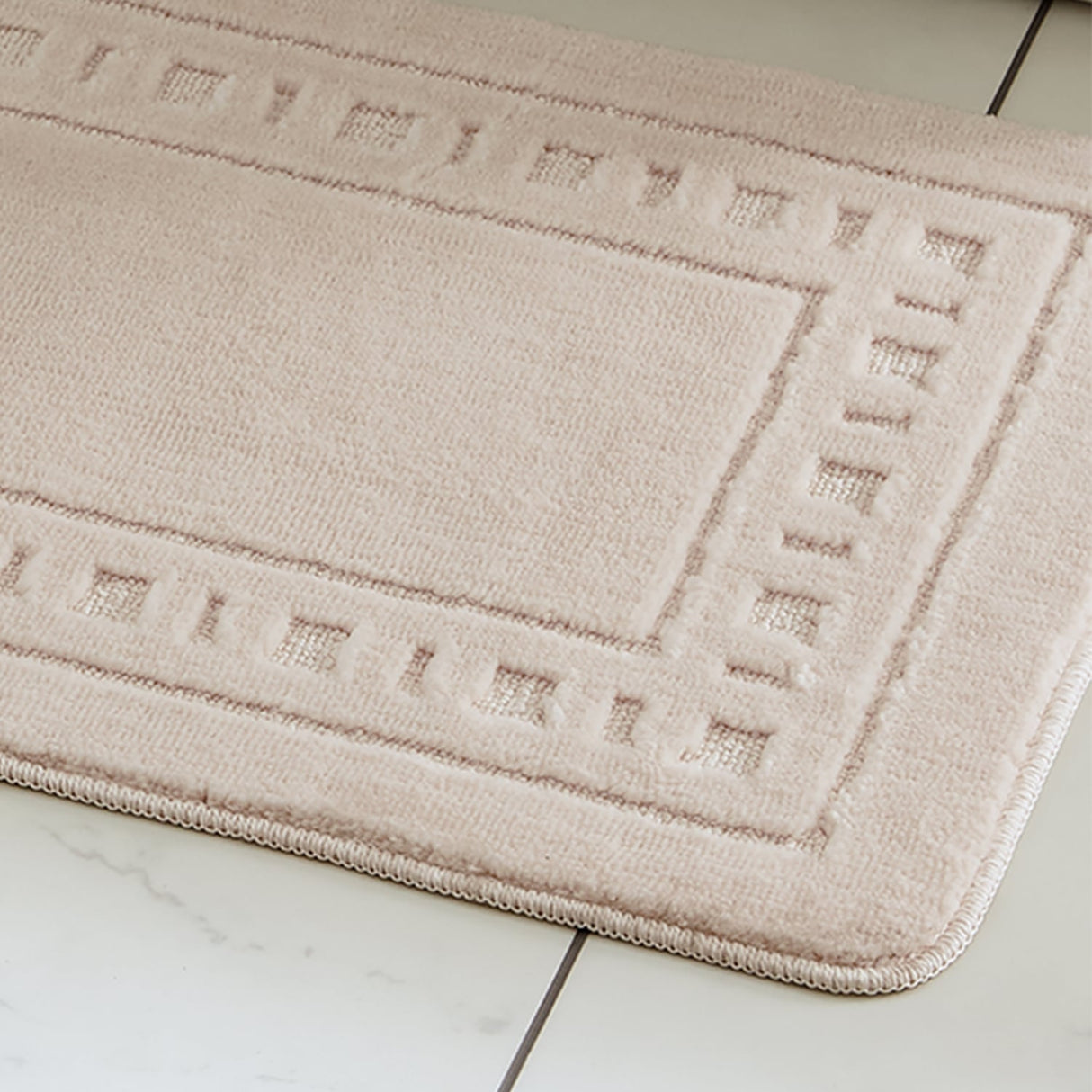 Catherine Lansfield Armoni 2 Piece Bath Mat and Pedestal Bathroom Set - Armoni Cream Bath Set