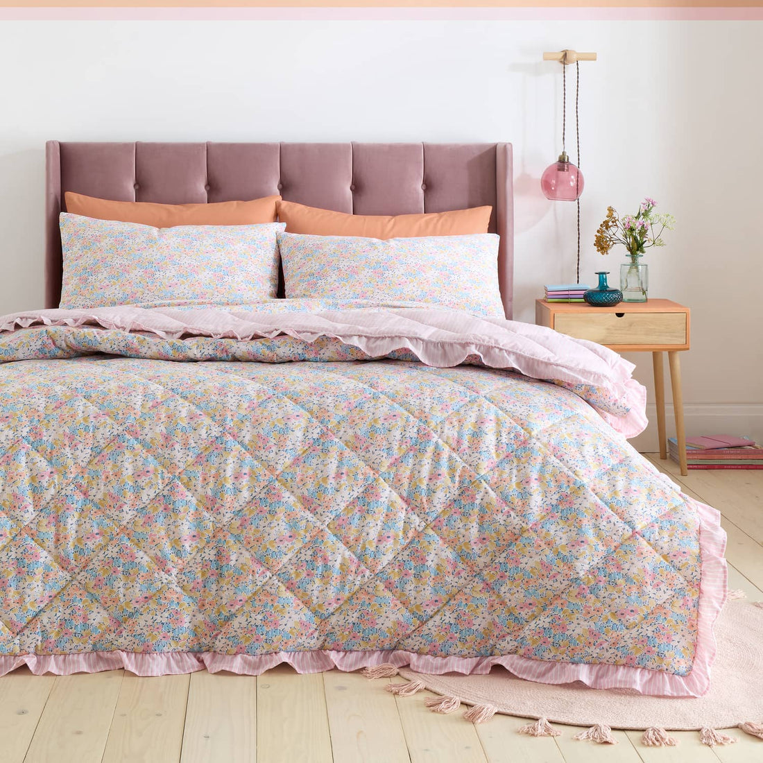 Catherine Lansfield Darcy Floral Bedspread