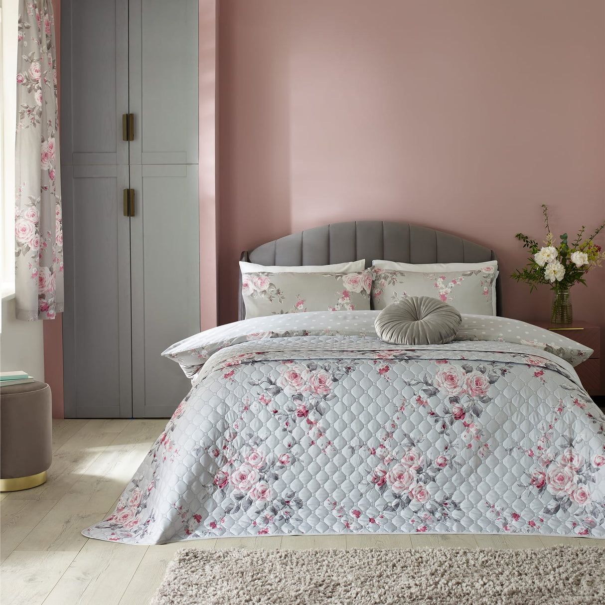 Catherine Lansfield Canterbury Bedspread - Canterbury Grey Bedspread