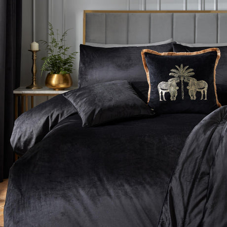 Montrose Velvet Duvet Cover Set by Laurence Llewelyn-Bowen