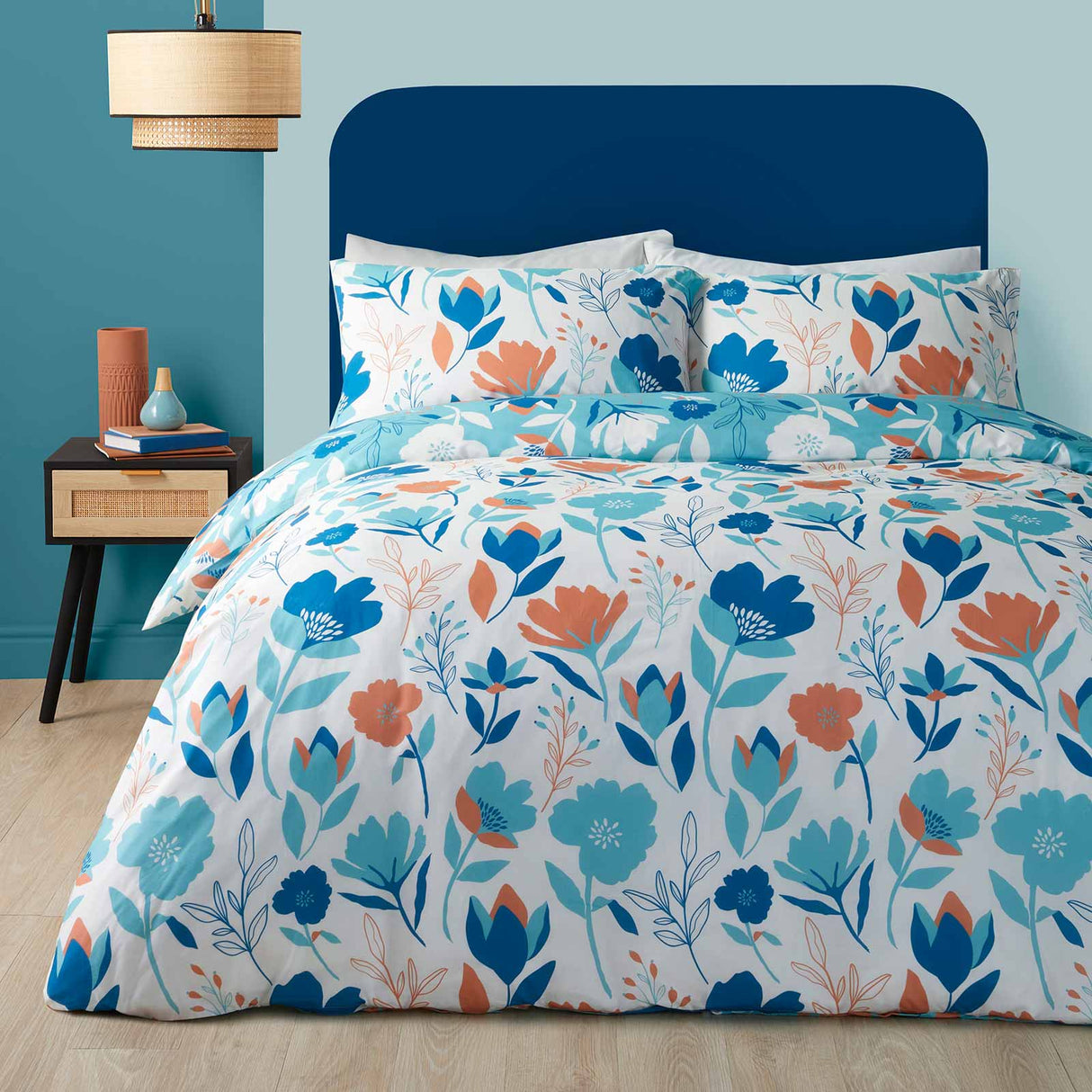 Luna Reversible Duvet Cover Set