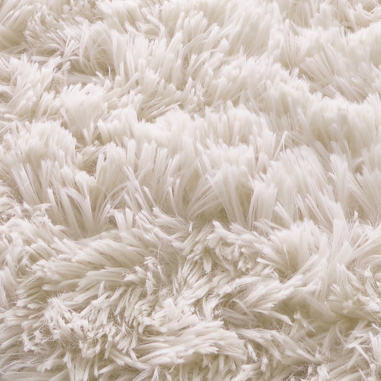 Catherine Lansfield Cuddly Soft Bath Mat 50cm x 80cm - Cuddly Bath Mat Cream