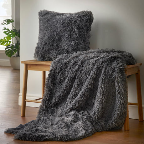 Catherine Lansfield Cuddly Reversible Throw – Charcoal – 150cm x 200cm - Cuddly Charcoal Group
