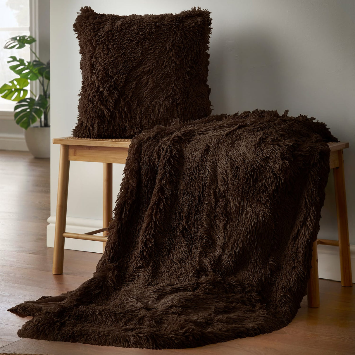 Catherine Lansfield Cuddly Duvet Cover Set - Cuddly Chocolate Group