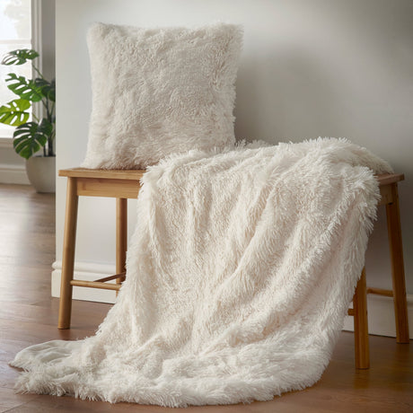 Catherine Lansfield Cuddly Duvet Cover Set - Cuddly Cream Group