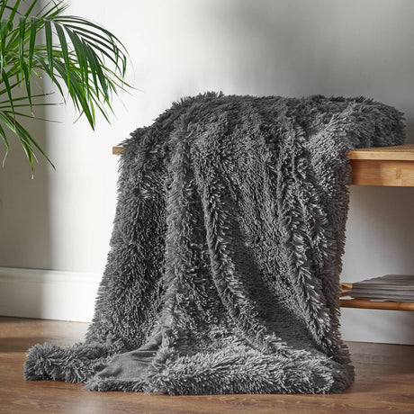 Catherine Lansfield Cuddly Reversible Throw – Charcoal – 150cm x 200cm