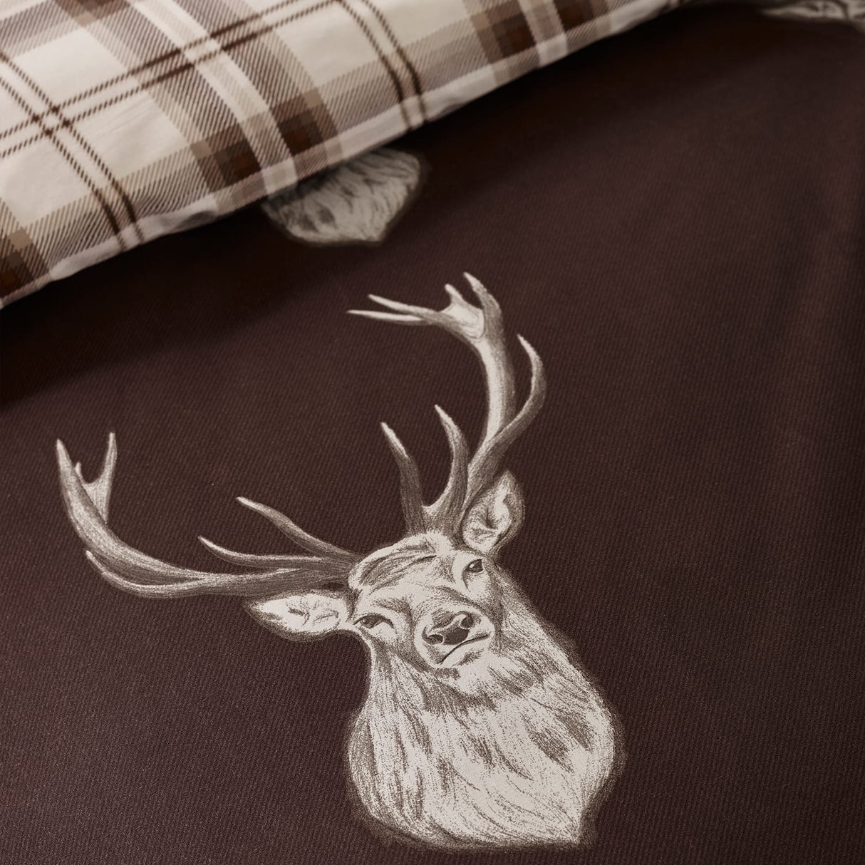 Catherine Lansfield Stag Duvet Cover Set - Stag Chocolate Duvet Set