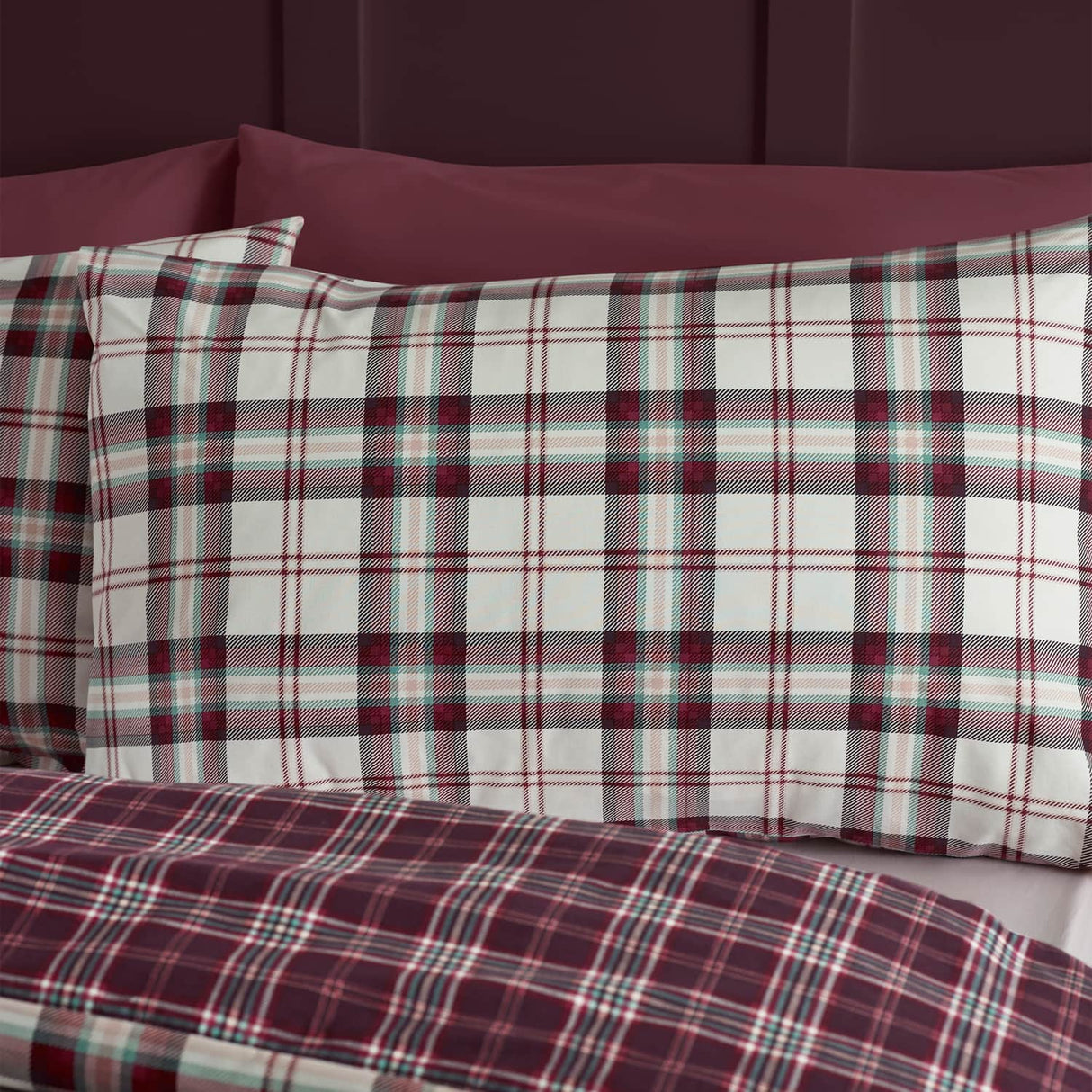 Catherine Lansfield Kelso Check Duvet Cover Set - Kelso Check Plum Duvet Set