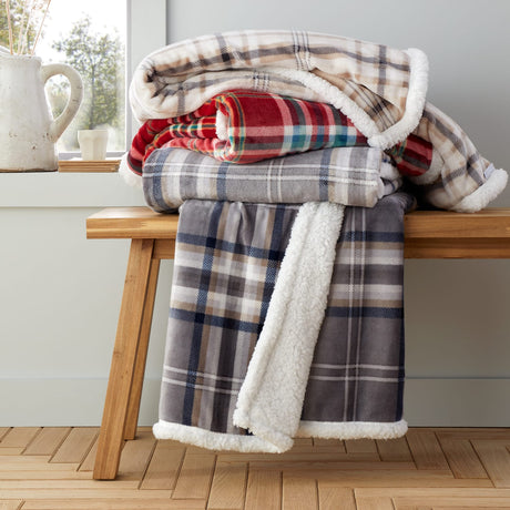 Catherine Lansfield Kelso Check Sherpa Reversible Throw – Red – 130cm x 170cm - Kelso Check Throw Red