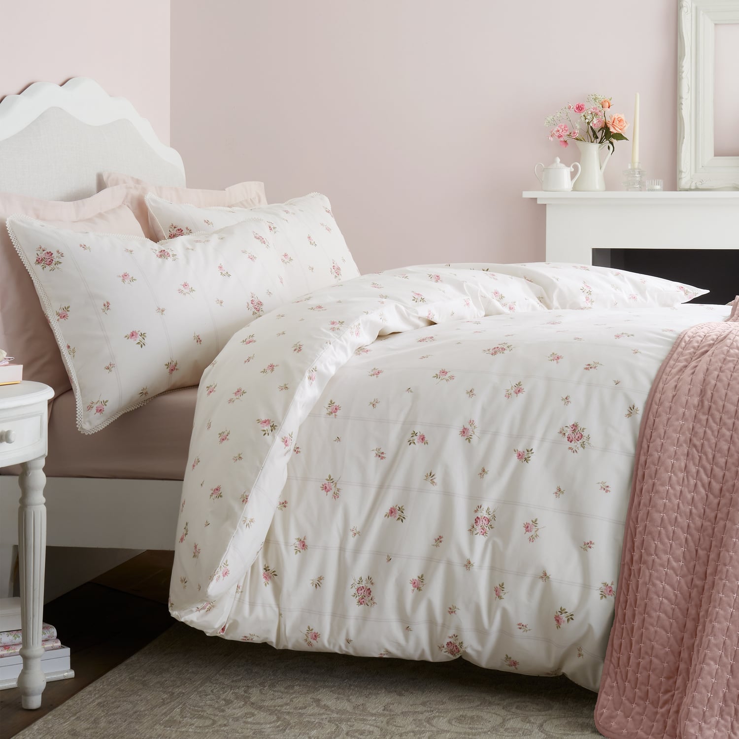 Bianca Fine Linens Vintage Rosebud Lace Duvet Cover Set - Vintage Rose Bud Lace Duvet Set