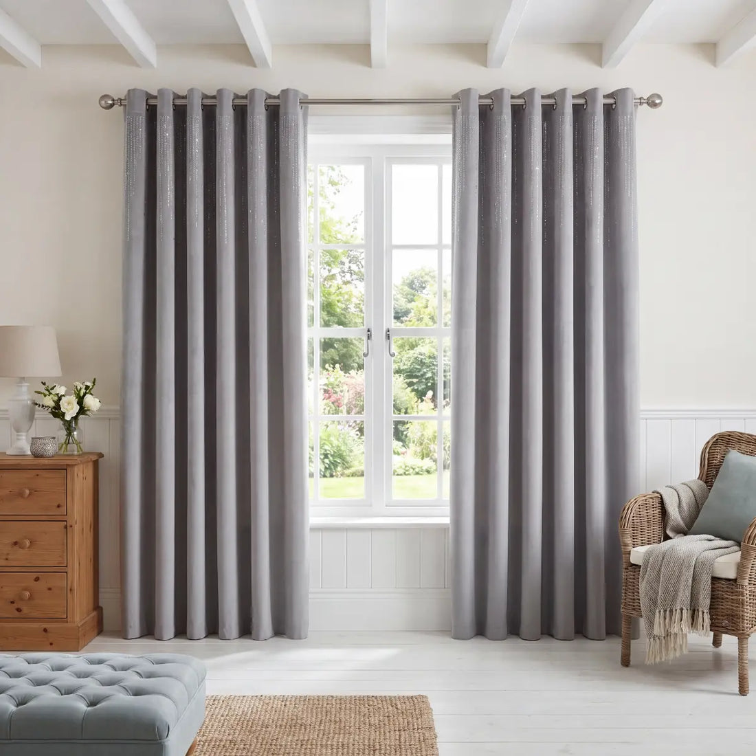 Diamondo Silver Velvet Thermal Blackout Eyelet Curtains