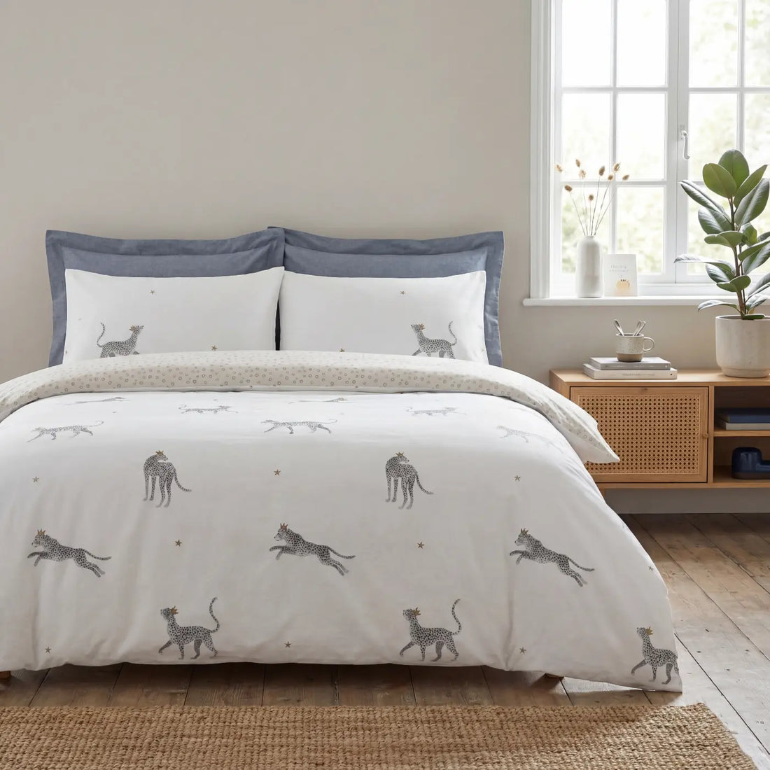 Sustainable Leopard Polycotton Duvet Cover Set