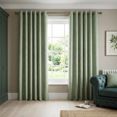 Amberley Thermal Eyelet Curtains 10