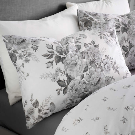 Elinda Floral Duvet Cover Set by Catherine Lansfield