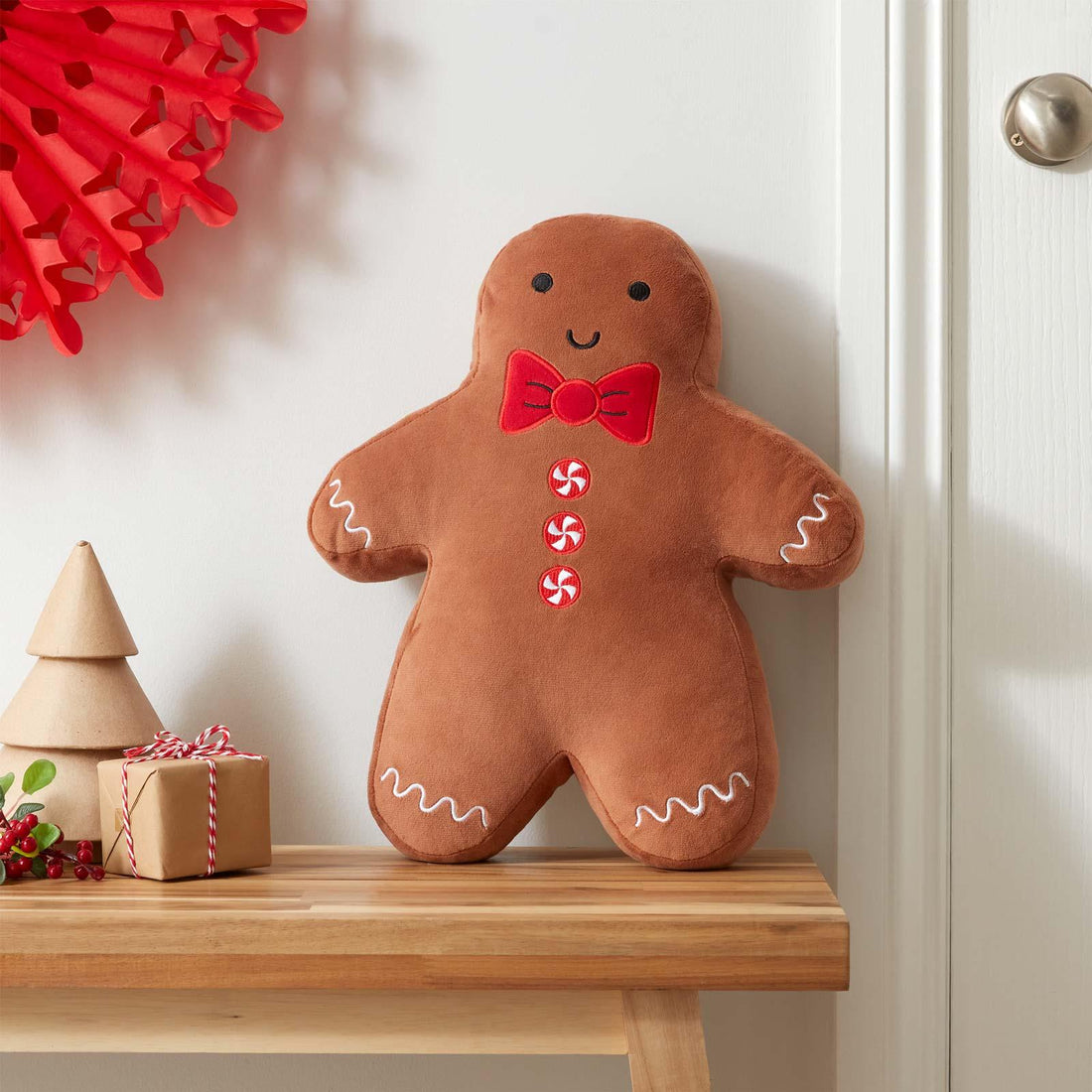 Catherine Lansfield Christmas Gingerbread 3D Novelty Filled Cushion