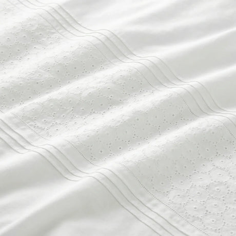 Everdean Duvet Cover Set - White image 4