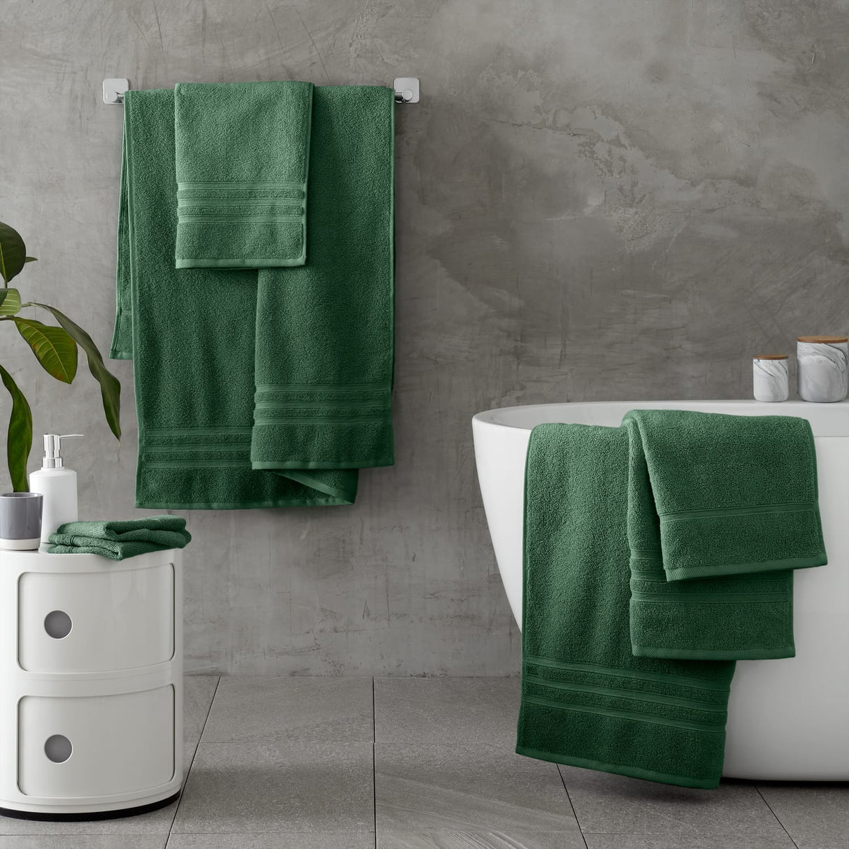 Catherine Lansfield Zero Twist Cotton 450 GSM 100x140cm Bath Sheet Pair - Dark Green - Zero Twist Dark Green Group