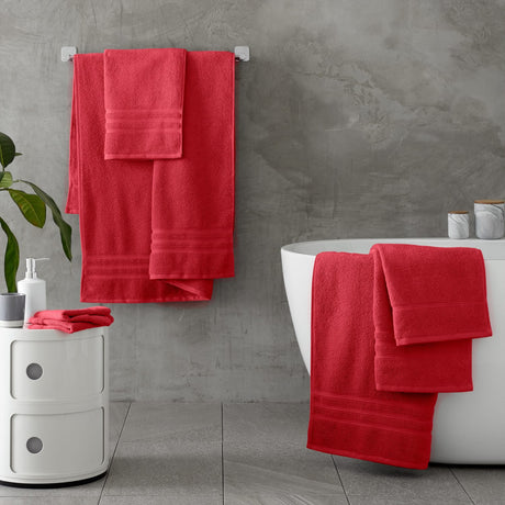 Catherine Lansfield Zero Twist 100% Cotton 450gsm Towels - Red - Zero Twist Red Group