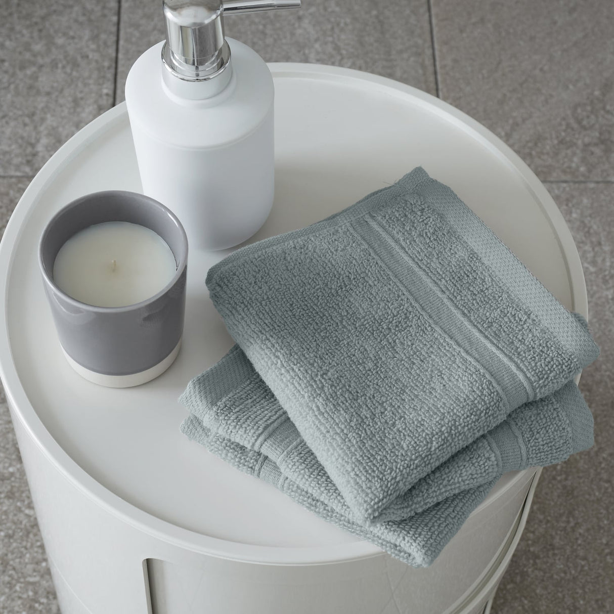 Catherine Lansfield Zero Twist 100% Cotton 450gsm Towels - Sage Green - Zero Twist Sage Green Face Cloth
