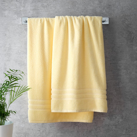 Catherine Lansfield Zero Twist 100% Cotton 450gsm Towels - Yellow - Zero Twist Yellow Towel