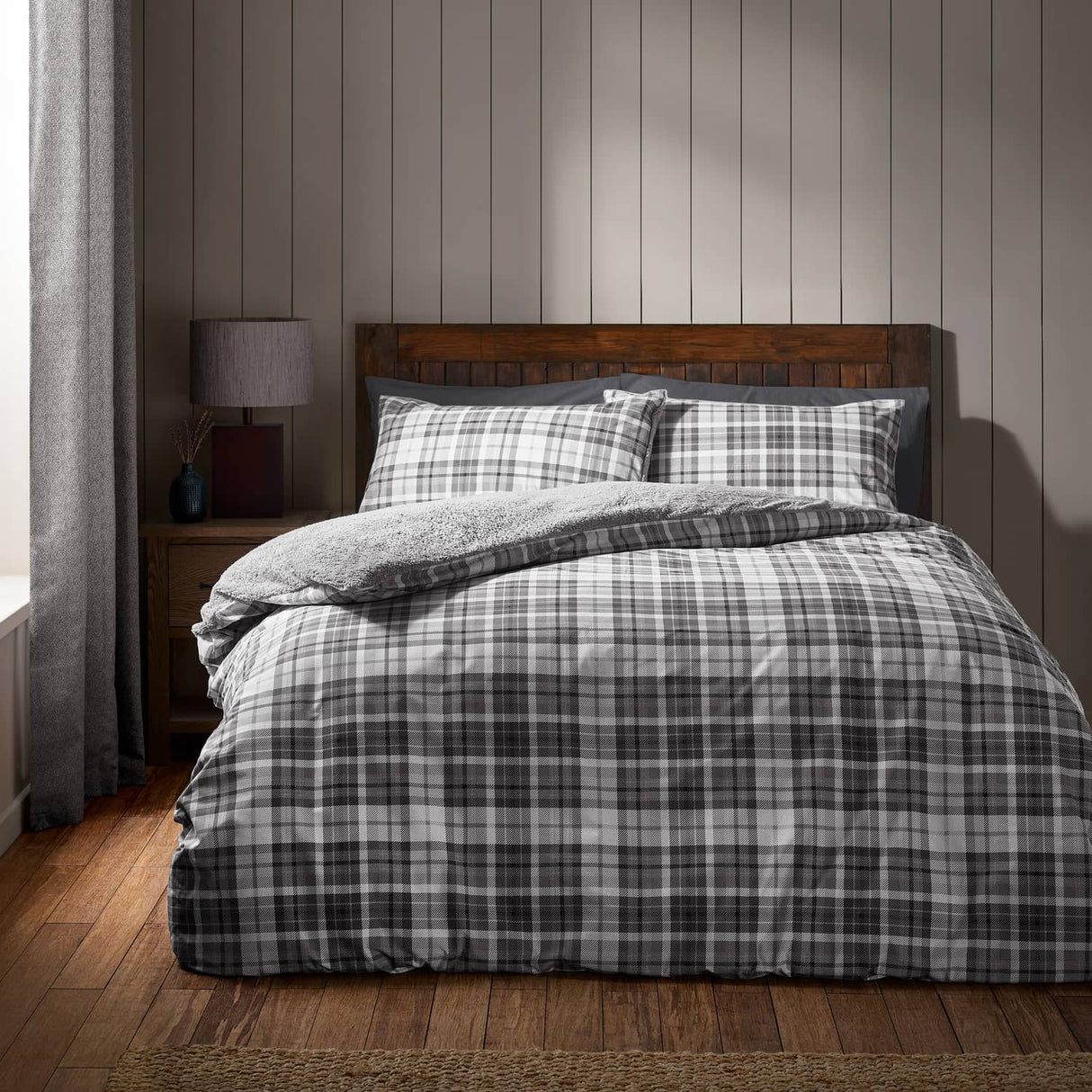 Catherine Lansfield Cosy Sherpa Check Duvet Cover Set - Cosy Sherpa Check Grey Duvet Set